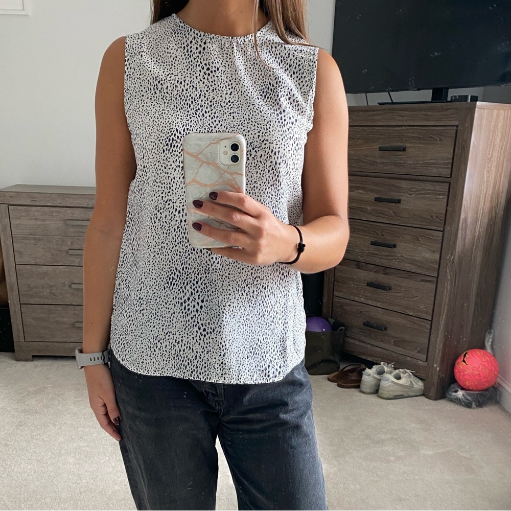 Equipment Silk Printed Sleeveless Shirt Sz S